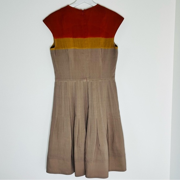 Akris Punto 100% Wool Pleated Cap Sleeve Color Blocked Dress Size 6 - Picture 4 of 8